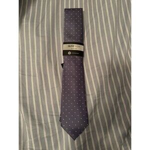 NWT Alfani Mens Utopia Dot Pattern Lilac 525 Necktie